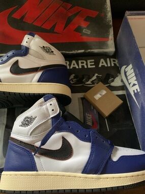🆕 Jordan 1 Rare Airs NIB OG box size 6.5 Youth